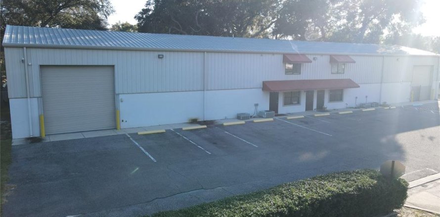 Immobilier commercial à Ocala, Floride № 2135566