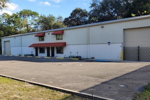 Immobilier commercial à louer à Ocala, Floride № 2135566 - photo 2
