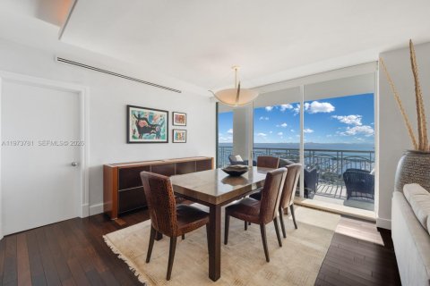 Купить кондоминиум в Майами, Флорида 3 спальни, 196.4м2, № 2034138 - фото 15