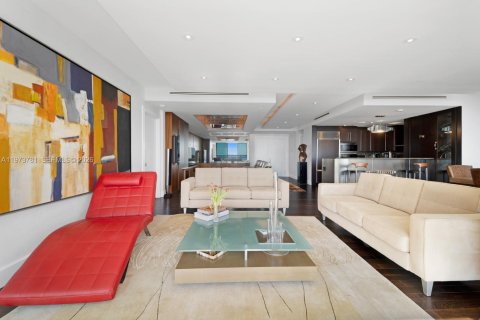 Купить кондоминиум в Майами, Флорида 3 спальни, 196.4м2, № 2034138 - фото 19