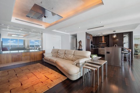 Купить кондоминиум в Майами, Флорида 3 спальни, 196.4м2, № 2034138 - фото 8