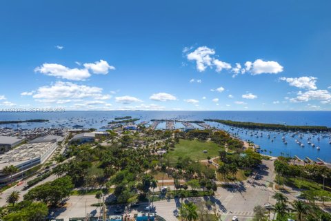 Купить кондоминиум в Майами, Флорида 3 спальни, 196.4м2, № 2034138 - фото 28