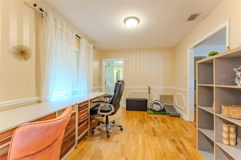House in Orlando, Florida 3 bedrooms, 239.69 sq.m. № 1828402 - photo 21
