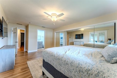 House in Orlando, Florida 3 bedrooms, 239.69 sq.m. № 1828402 - photo 13