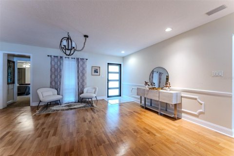 House in Orlando, Florida 3 bedrooms, 239.69 sq.m. № 1828402 - photo 3
