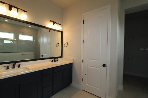 Casa en venta en Wesley Chapel, Florida, 4 dormitorios, 232.81 m2 № 1902095 - foto 10