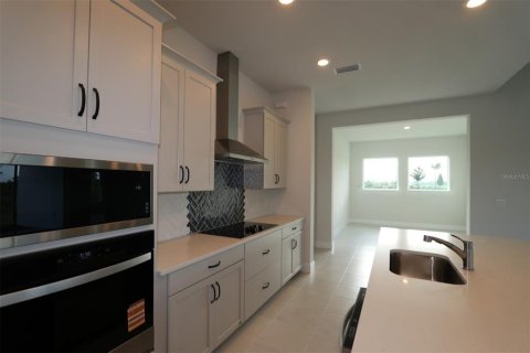 Casa en venta en Wesley Chapel, Florida, 4 dormitorios, 232.81 m2 № 1902095 - foto 6