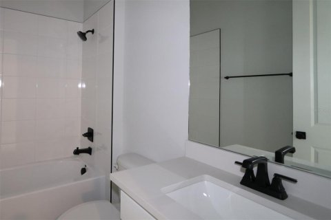 Casa en venta en Wesley Chapel, Florida, 4 dormitorios, 232.81 m2 № 1902095 - foto 13