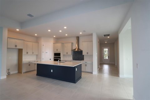 Casa en venta en Wesley Chapel, Florida, 4 dormitorios, 232.81 m2 № 1902095 - foto 3