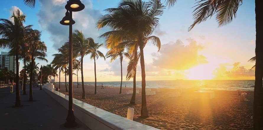 Condominio en Fort Lauderdale, Florida, 2 dormitorios № 1071342
