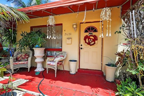 Купить виллу или дом в Майами, Флорида 2 спальни, 108.32м2, № 1990975 - фото 4