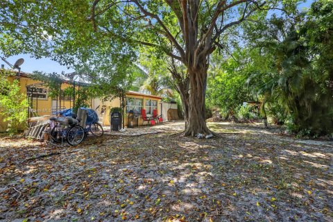 Купить виллу или дом в Майами, Флорида 2 спальни, 108.32м2, № 1990975 - фото 17