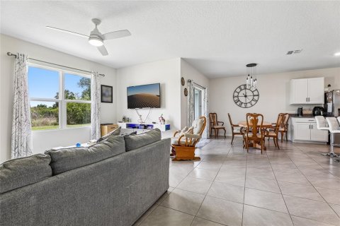 Villa ou maison à vendre à Lakeland, Floride: 4 chambres, 168.34 m2 № 2142759 - photo 6
