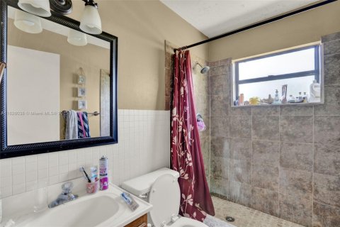 House in Orlando, Florida 3 bedrooms № 1794184 - photo 7
