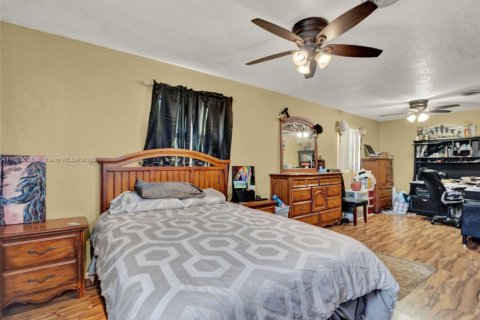 House in Orlando, Florida 3 bedrooms № 1794184 - photo 4