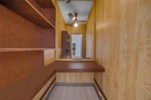 Copropriété à vendre à North Bay Village, Floride: 2 chambres, 96.62 m2 № 1939523 - photo 19