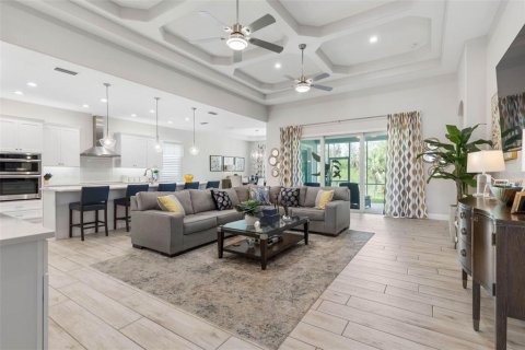 Villa ou maison à vendre à Palm Coast, Floride: 4 chambres, 229 m2 № 1827171 - photo 4