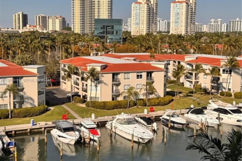 Купить кондоминиум в Авентура, Флорида 2 спальни, 111.85м2, № 2027355 - фото 3