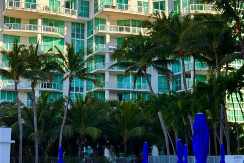 Купить кондоминиум в Авентура, Флорида 2 спальни, 111.85м2, № 2027355 - фото 15