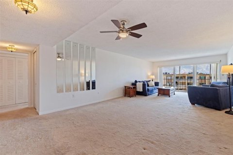 Copropriété à vendre à Saint Petersburg, Floride: 2 chambres, 122.17 m2 № 1918303 - photo 12