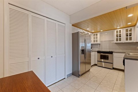 Copropriété à vendre à Saint Petersburg, Floride: 2 chambres, 122.17 m2 № 1918303 - photo 29