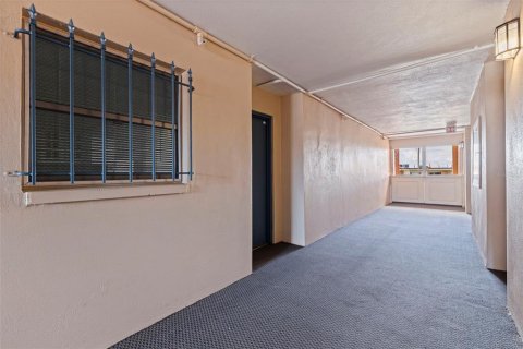 Copropriété à vendre à Saint Petersburg, Floride: 2 chambres, 122.17 m2 № 1918303 - photo 11