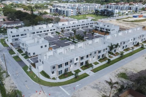 Купить таунхаус в Хомстед, Флорида 4 спальни, 131.74м2, № 2017628 - фото 7