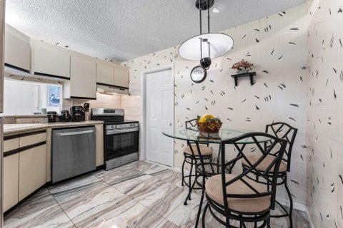 Condominio en venta en Boynton Beach, Florida, 2 dormitorios, 92.53 m2 № 2087765 - foto 8