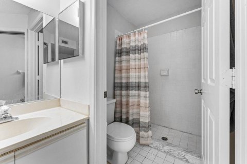 Condominio en venta en Boynton Beach, Florida, 2 dormitorios, 92.53 m2 № 2087765 - foto 16