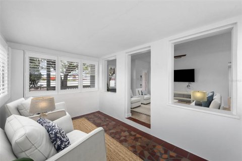 Casa en alquiler en Tampa, Florida, 3 dormitorios, 112.88 m2 № 1850037 - foto 6