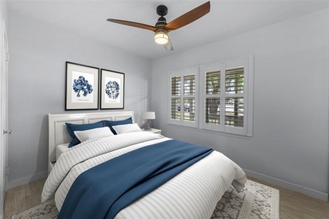 House in Tampa, Florida 3 bedrooms, 112.88 sq.m. № 1850037 - photo 12