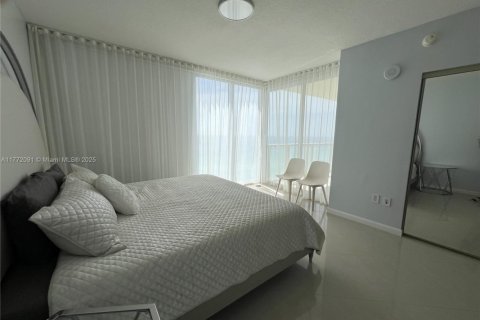 Condo in Sunny Isles Beach, Florida, 2 bedrooms  № 1862682 - photo 15