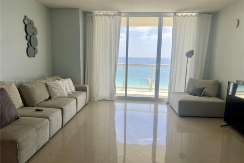 Condo in Sunny Isles Beach, Florida, 2 bedrooms  № 1862682 - photo 6