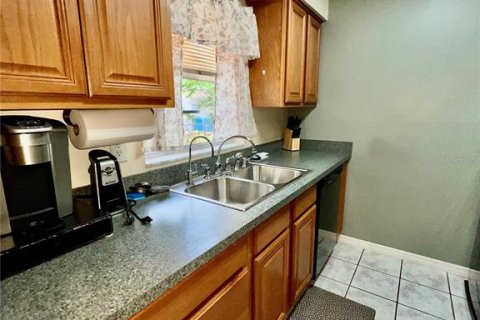 Casa en venta en Lakeland, Florida, 2 dormitorios, 86.96 m2 № 1769152 - foto 5