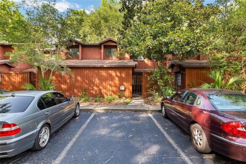 Condo in Gainesville, Florida, 2 bedrooms  № 2094875
