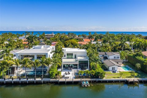 Casa en venta en Golden Beach, Florida, 6 dormitorios, 498.23 m2 № 2054941 - foto 7