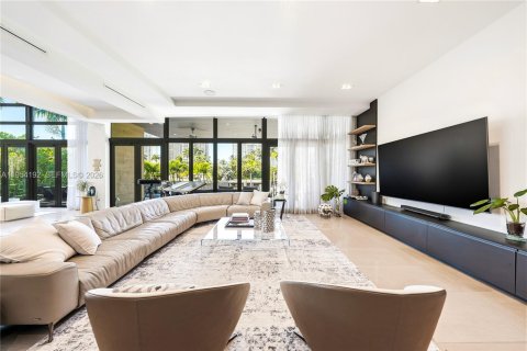 Casa en venta en Golden Beach, Florida, 6 dormitorios, 498.23 m2 № 2054941 - foto 22