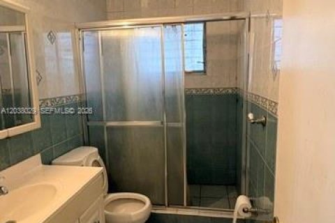 Villa ou maison à vendre à Miramar, Floride: 3 chambres, 84.73 m2 № 2189328 - photo 11