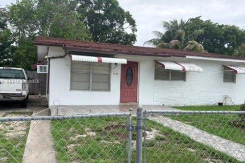 Villa ou maison à Miramar, Floride 3 chambres, 84.73 m2 № 2189328