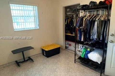 Villa ou maison à vendre à Miramar, Floride: 3 chambres, 84.73 m2 № 2189328 - photo 13