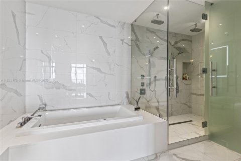 Copropriété à vendre à Aventura, Floride: 5 chambres, 410.35 m2 № 1811872 - photo 27