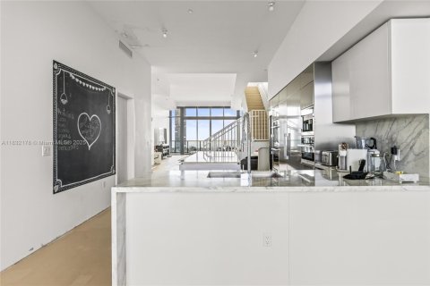 Copropriété à vendre à Aventura, Floride: 5 chambres, 410.35 m2 № 1811872 - photo 11