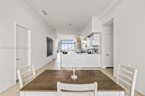 Copropriété à vendre à Aventura, Floride: 5 chambres, 410.35 m2 № 1811872 - photo 19