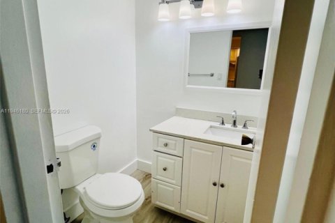 Copropriété à louer à Miami Beach, Floride: 1 chambre, 104.24 m2 № 2002562 - photo 8