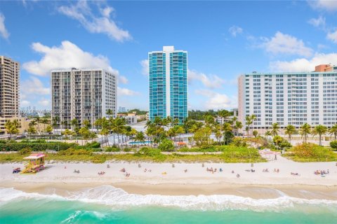 Condo à Miami Beach, Floride, 1 chambre  № 2002562
