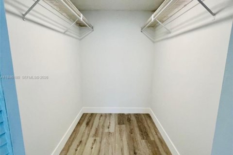 Copropriété à louer à Miami Beach, Floride: 1 chambre, 104.24 m2 № 2002562 - photo 16