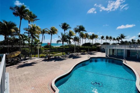 Copropriété à louer à Miami Beach, Floride: 1 chambre, 104.24 m2 № 2002562 - photo 25