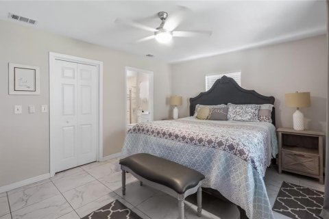 House in Clermont, Florida 3 bedrooms, 197.05 sq.m. № 1509507 - photo 18