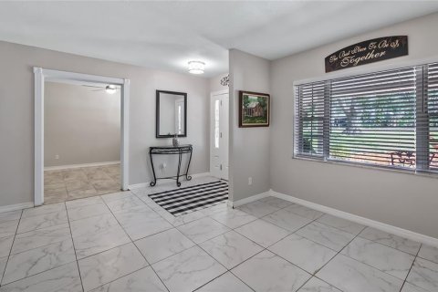 House in Clermont, Florida 3 bedrooms, 197.05 sq.m. № 1509507 - photo 15