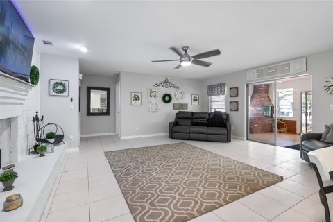House in Clermont, Florida 3 bedrooms, 197.05 sq.m. № 1509507 - photo 5